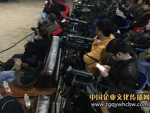 歌倫貝爾房車音樂(lè)發(fā)現(xiàn)之旅1.JPG